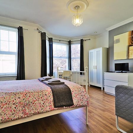 Ceres Lodge Plumstead  Εξωτερικό φωτογραφία
