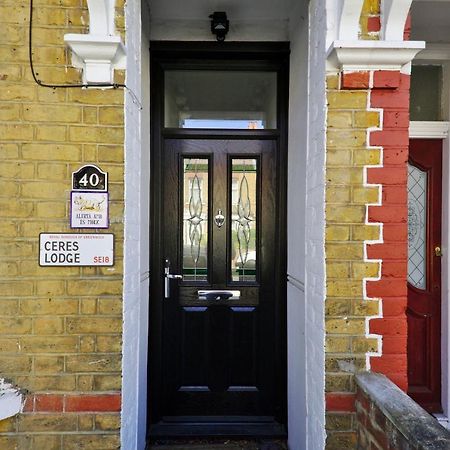 Ceres Lodge Plumstead  Εξωτερικό φωτογραφία