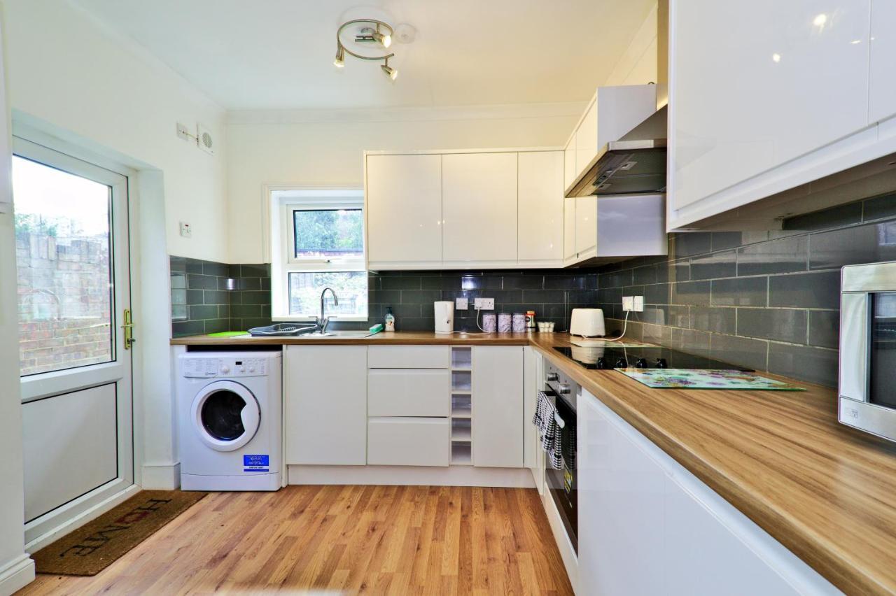 Ceres Lodge Plumstead  Εξωτερικό φωτογραφία